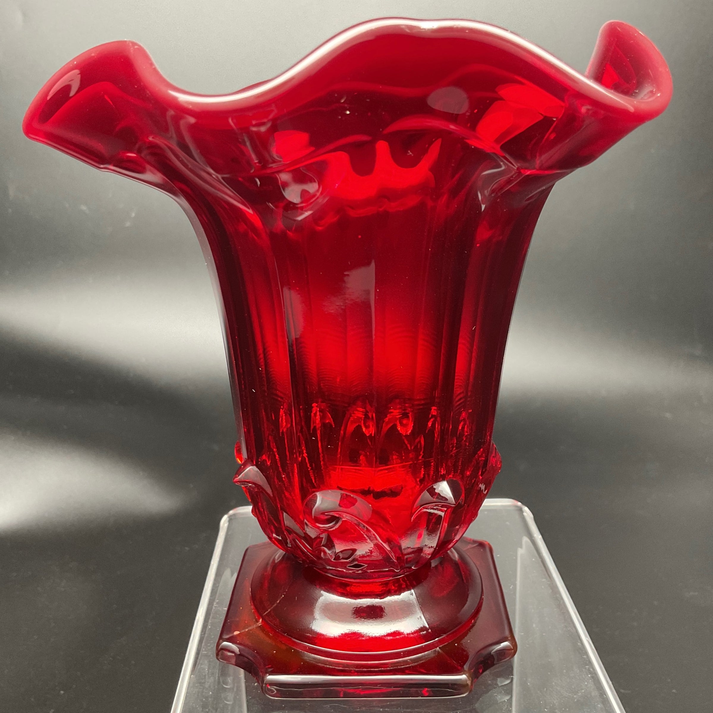 Home | National Heisey Glass Museum
