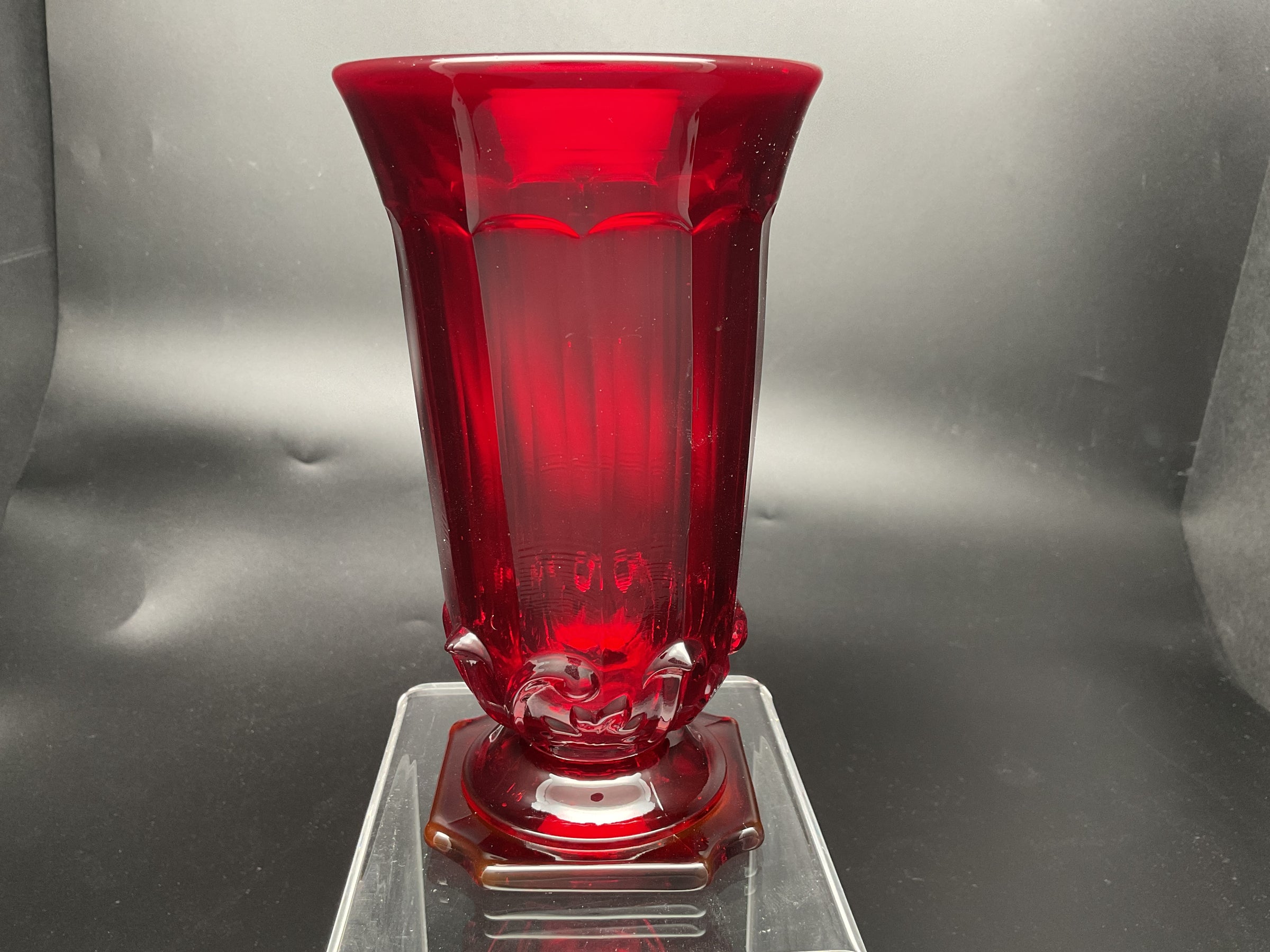 Home | National Heisey Glass Museum